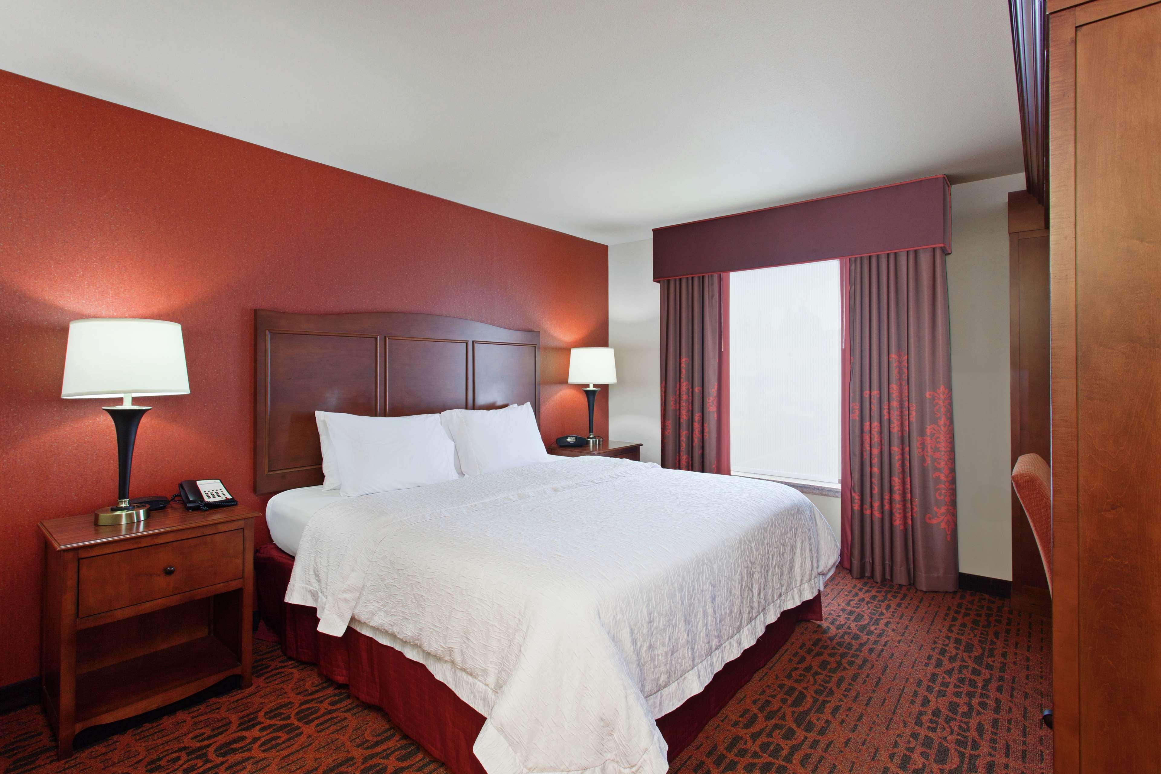 Hampton Inn And Suites Seattle - Airport / 28Th Avenue Сиатак Екстериор снимка