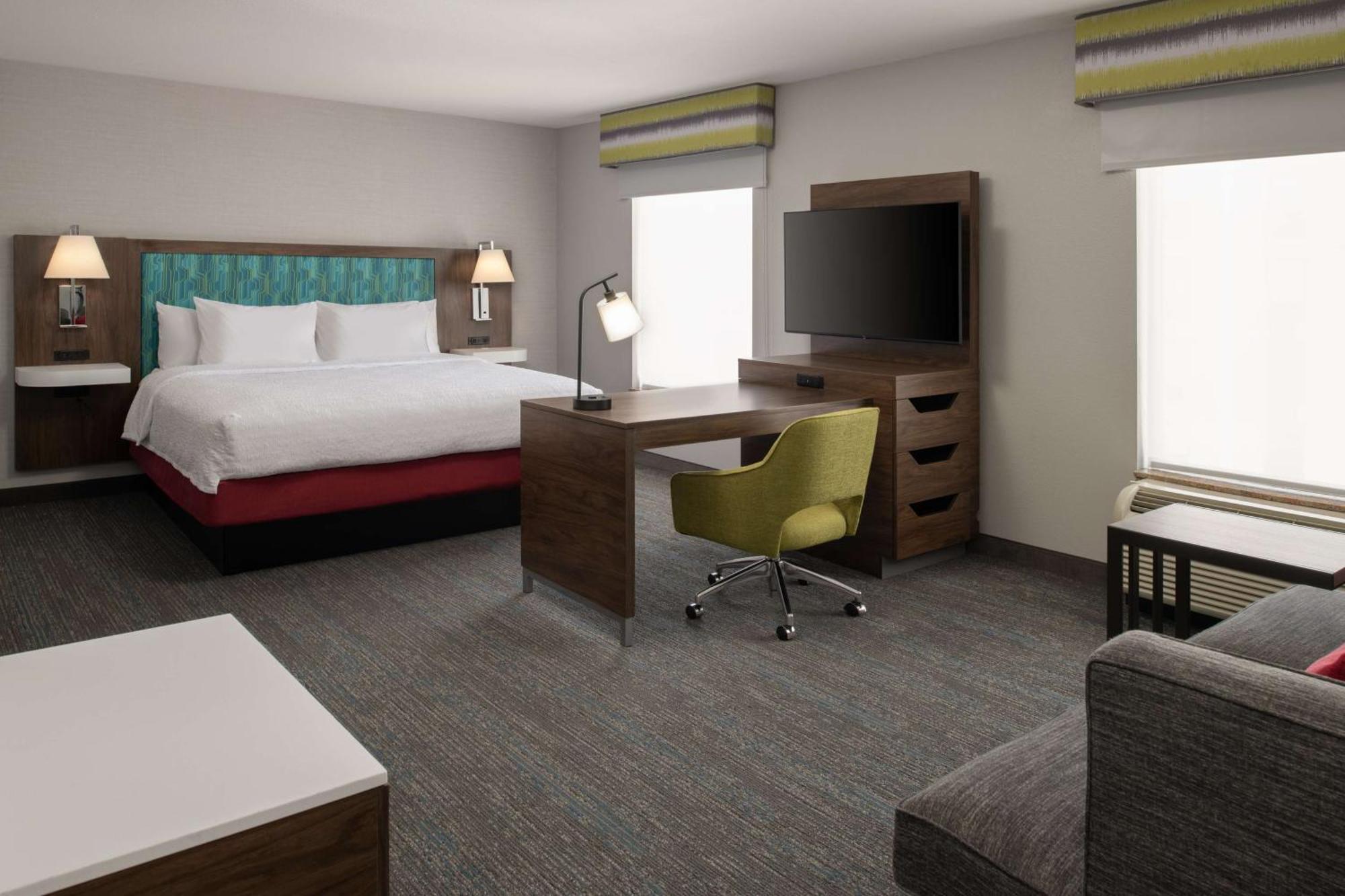 Hampton Inn And Suites Seattle - Airport / 28Th Avenue Сиатак Екстериор снимка